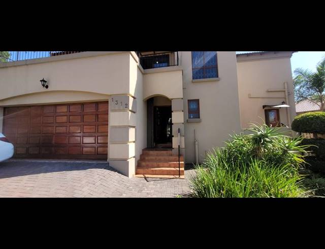 4 BEDROOM HOUSE FOR SALE IN MULBARTON